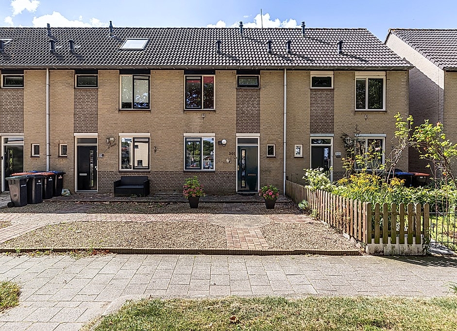 Foto Van den Broek-erf 301 #1