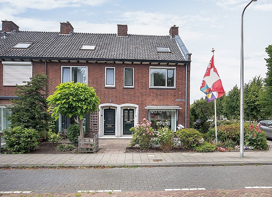 Foto Van Baerlestraat 51 #1