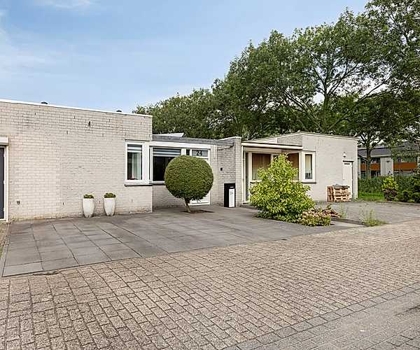 Afbeelding Moeskroenstraat 24