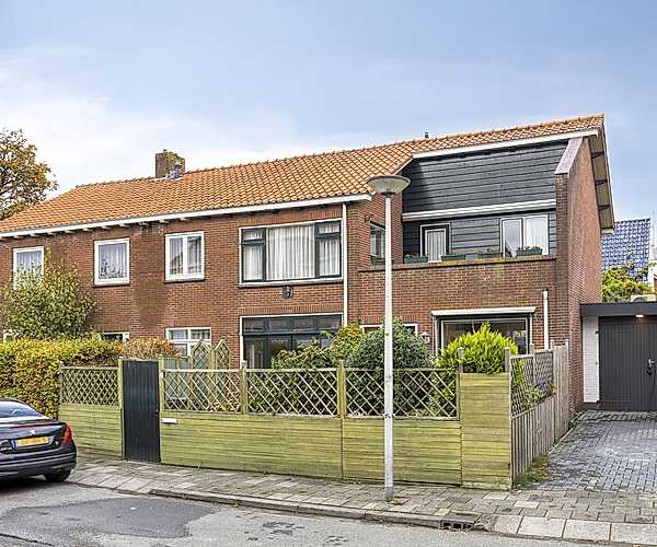 Afbeelding Raadhuislaan 4