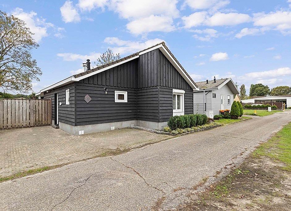 Foto Nuijeneind 24-47 #1