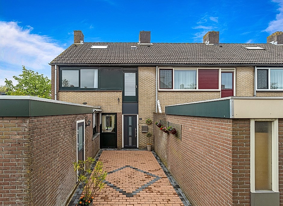 Foto Domela Nieuwenhuisstraat 12 #1