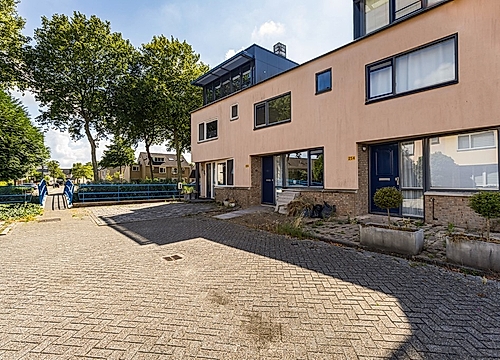 Foto Van Ravesteyn-Erf 255 #3