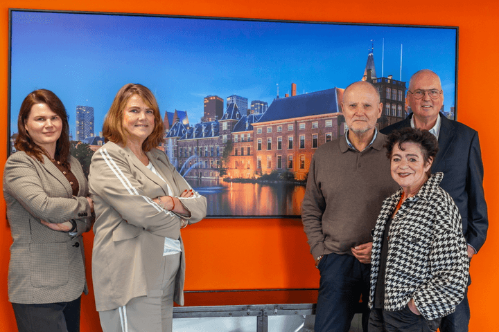 Foto De Huizenbemiddelaar Den Haag (aankoop)